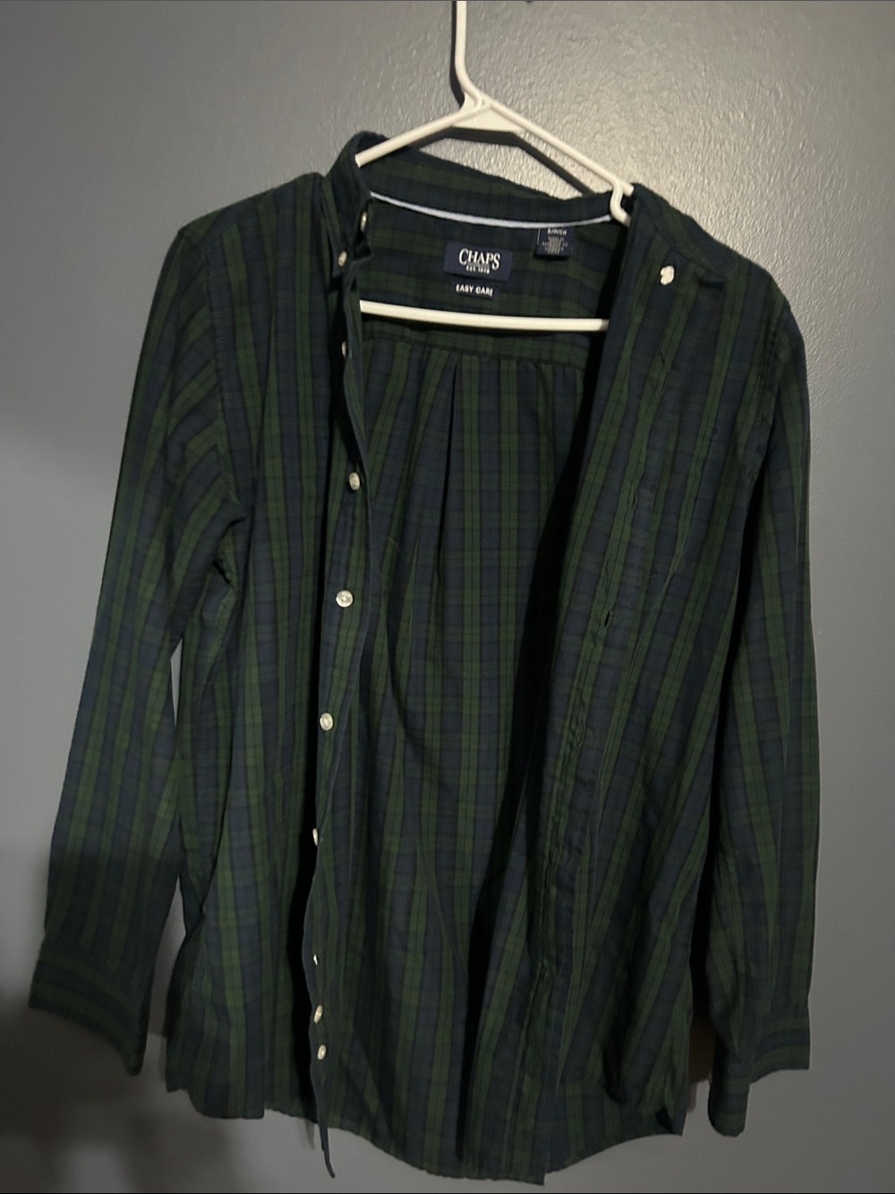 Chaps Green & Navy Plaid Long-Sleeve Button-Down Shirt - Men